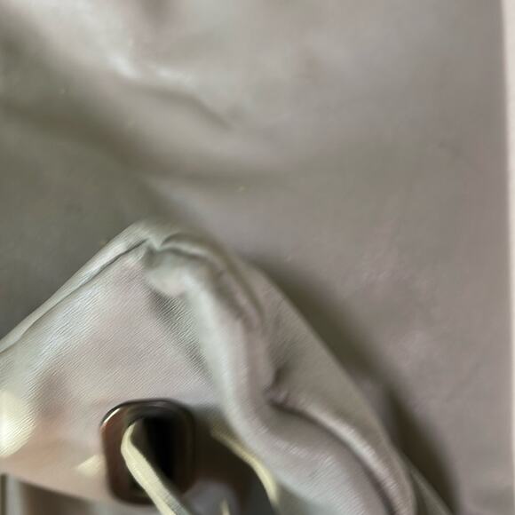 HOBO Elegant Taupe Leather Tote - Picture 14 of 14